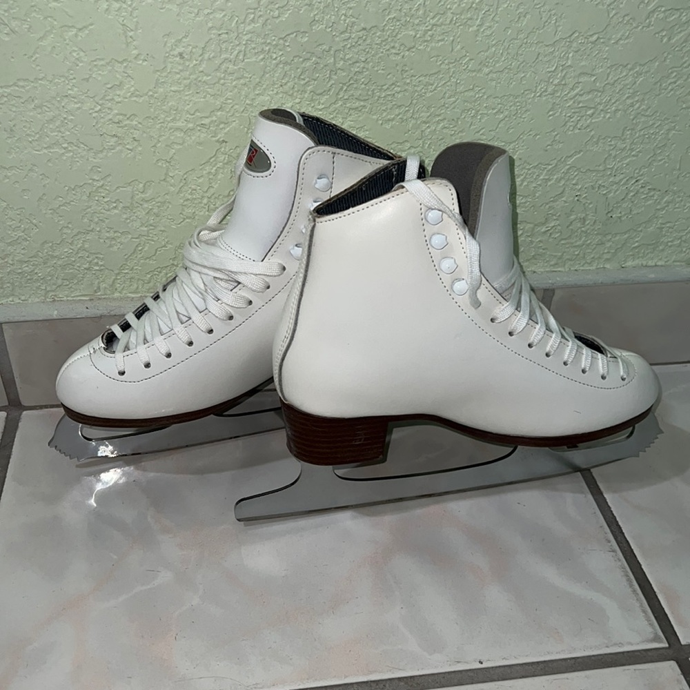 Riedell Figure Skating Ice Skates
